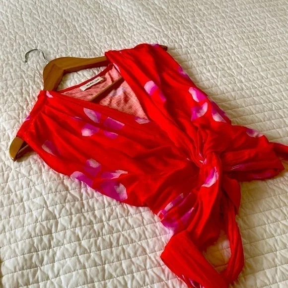 Tropical top and skirt. - Picture 2 of 11